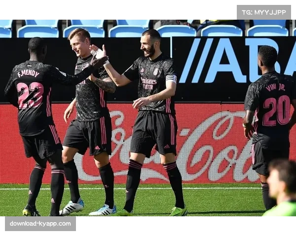 吉达联合双前锋搭档效果显著 本泽马支点作用激活第二攻击点